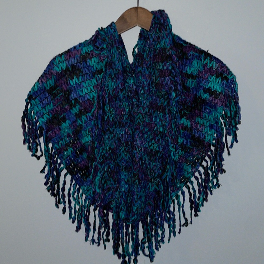 Beautiful Vibrant Purple & Blue Neck Scarf